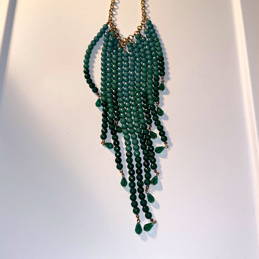 Beautiful Long Beaded Green Necklace with Gold Chain! - Picture 2 of 6